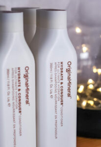 om-hydrate-and-conquer-shampoo